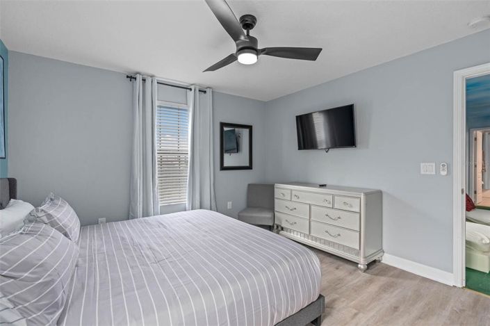 Image No.40-8 Bed House for sale