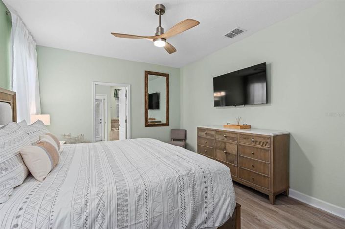 Image No.51-8 Bed House for sale