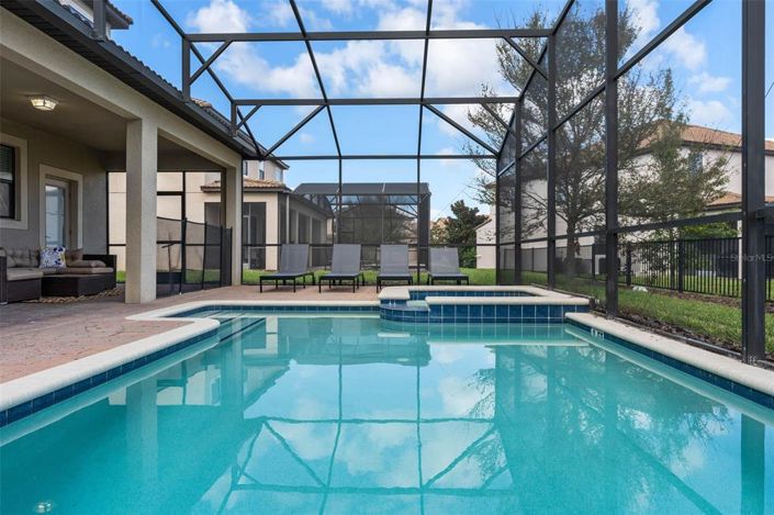 Image No.57-8 Bed House for sale