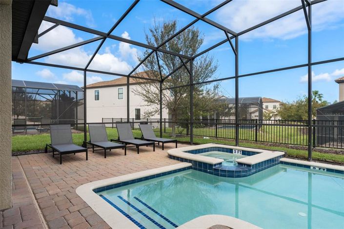 Image No.58-8 Bed House for sale