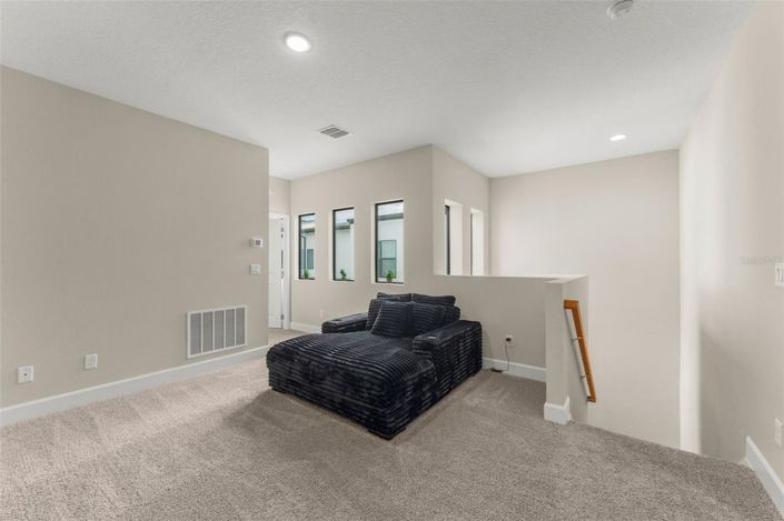 Image No.20-4 Bed Townhouse for sale