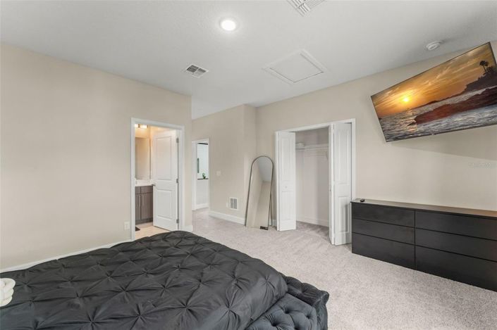 Image No.29-4 Bed Townhouse for sale