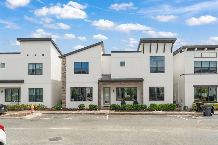 Image No.39-4 Bed Townhouse for sale