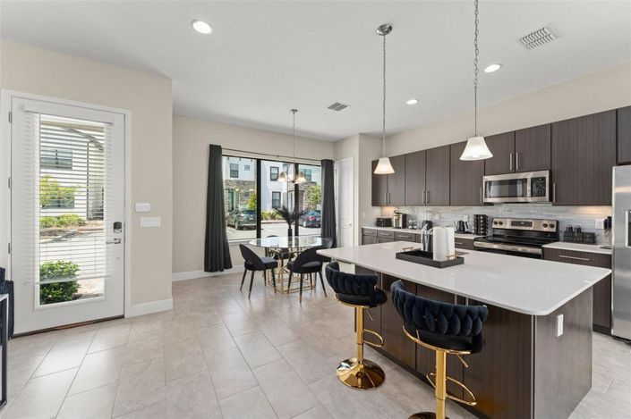 Image No.6-4 Bed Townhouse for sale