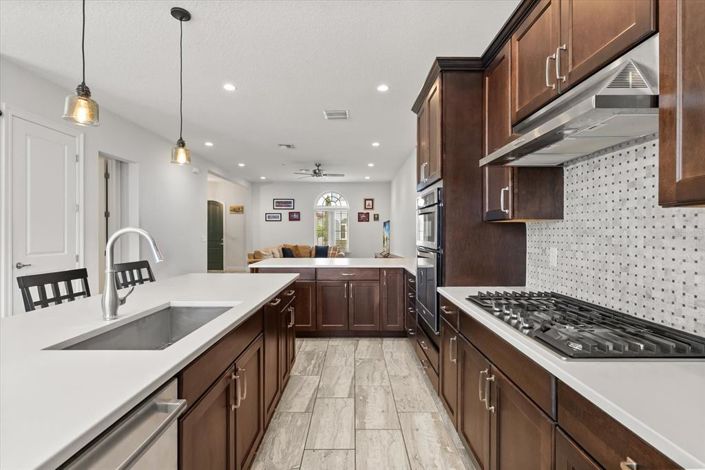 Image No.5-3 Bed Townhouse for sale