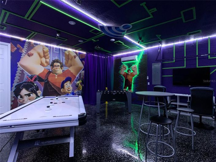 Image No.42-10 Bed House for sale