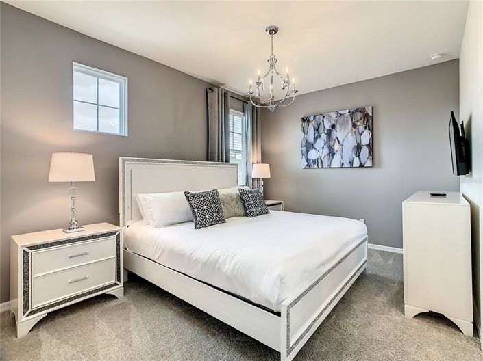 Image No.51-10 Bed House for sale