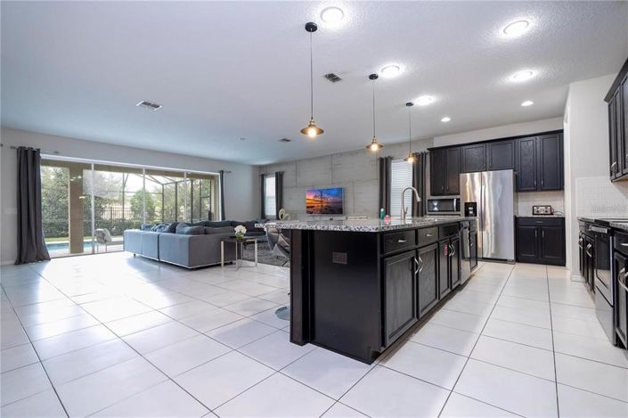 Image No.16-9 Bed House for sale