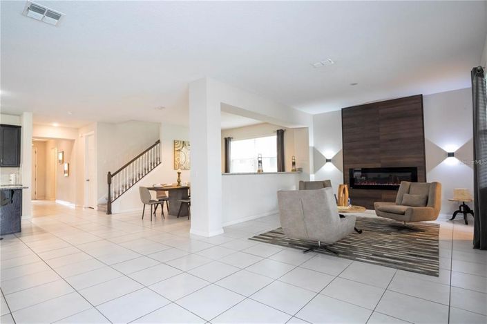 Image No.28-9 Bed House for sale