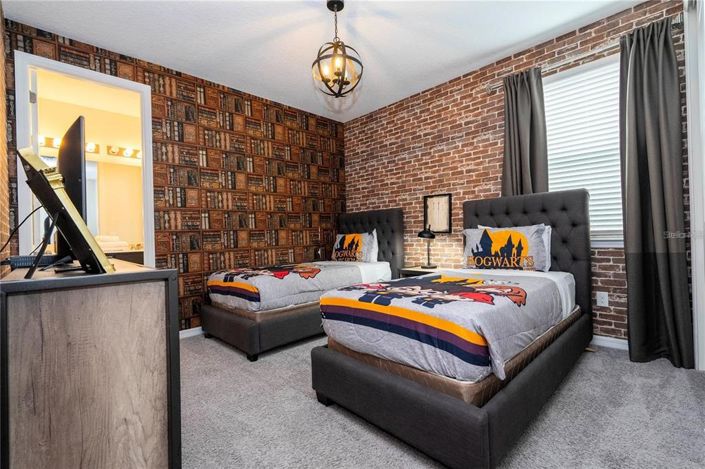 Image No.54-9 Bed House for sale