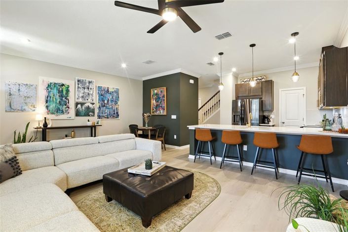 Image No.8-3 Bed Townhouse for sale