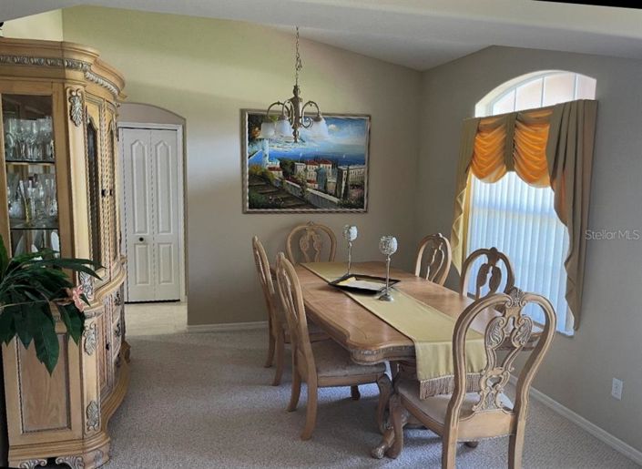 Image No.24-4 Bed House for sale