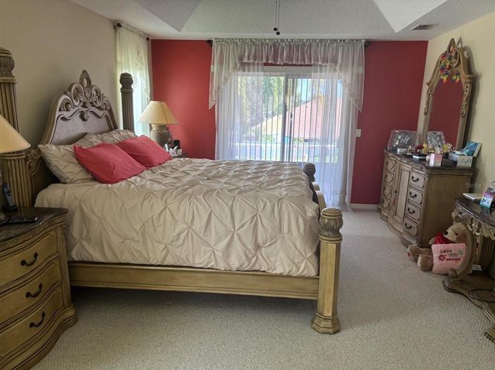 Image No.26-4 Bed House for sale