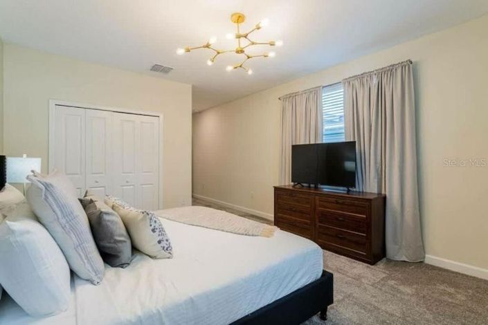 Image No.20-5 Bed House for sale