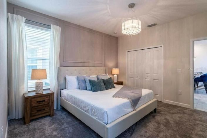 Image No.24-5 Bed House for sale