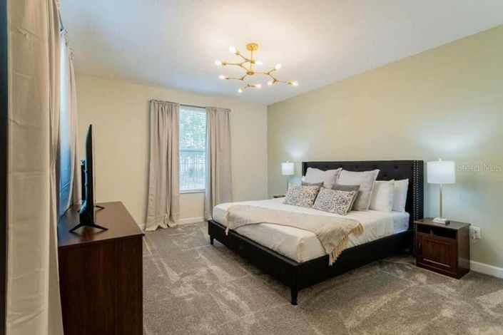 Image No.32-5 Bed House for sale