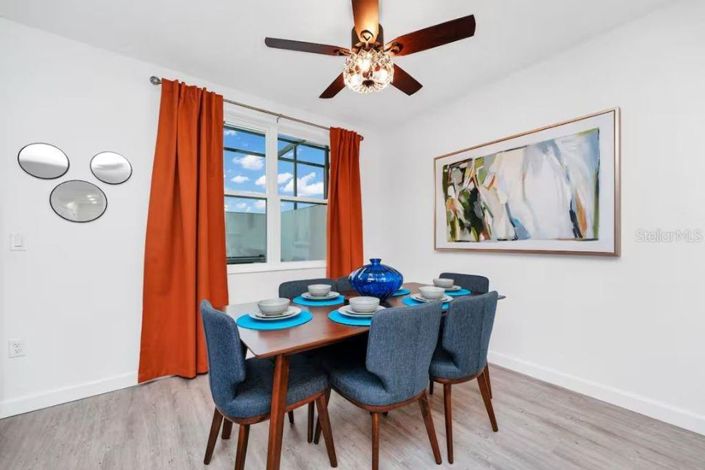 Image No.16-3 Bed Townhouse for sale