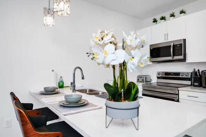 Image No.21-3 Bed Townhouse for sale