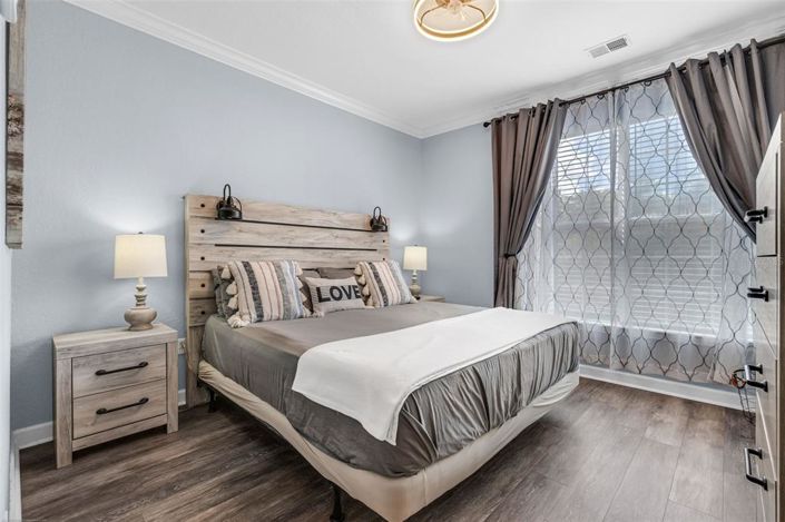 Image No.21-3 Bed Apartment for sale