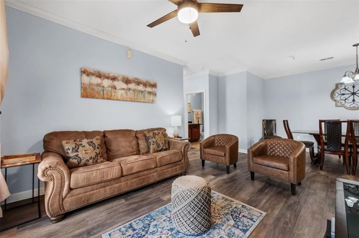 Image No.8-3 Bed Townhouse for sale