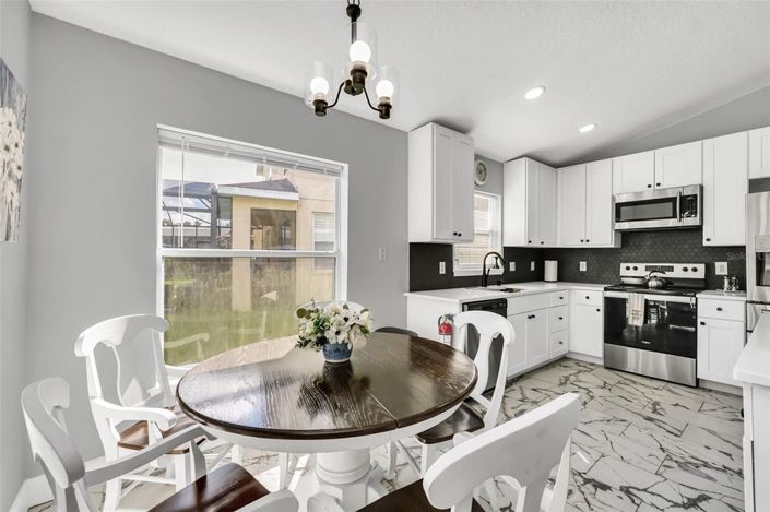 Image No.28-4 Bed House for sale