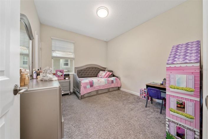 Image No.19-4 Bed Townhouse for sale