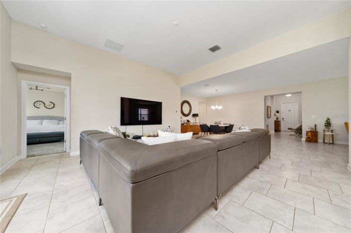 Image No.22-4 Bed Property for sale