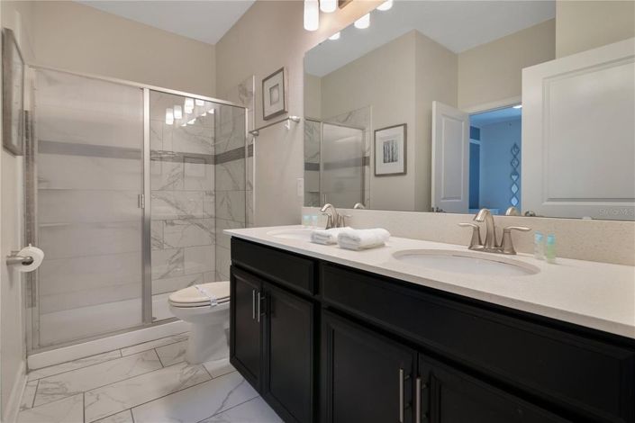 Image No.15-8 Bed House for sale