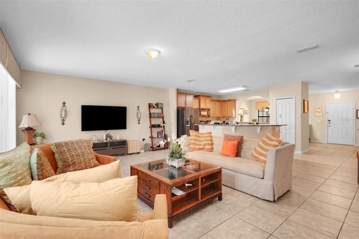 Image No.15-6 Bed House for sale