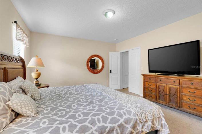 Image No.16-6 Bed House for sale