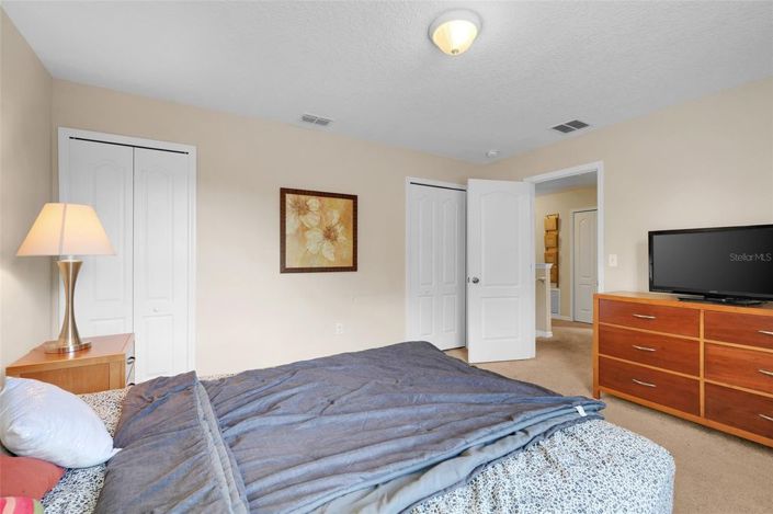 Image No.28-6 Bed House for sale