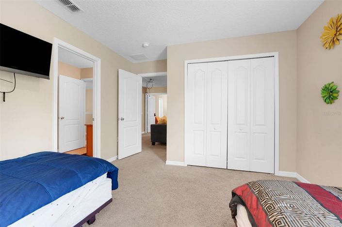 Image No.30-6 Bed House for sale