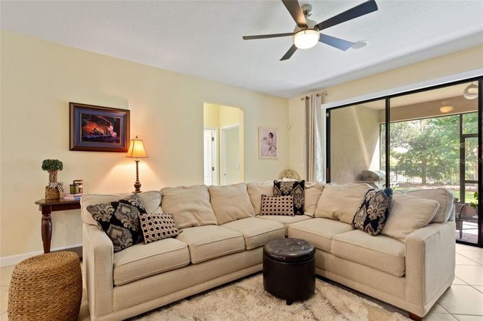 Image No.18-4 Bed House for sale