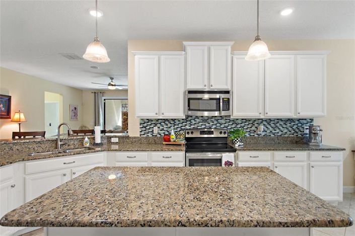 Image No.9-4 Bed Property for sale