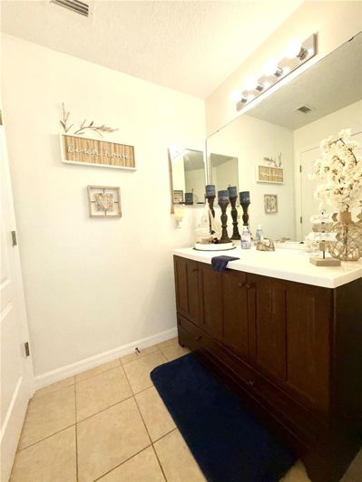 Image No.34-5 Bed House for sale