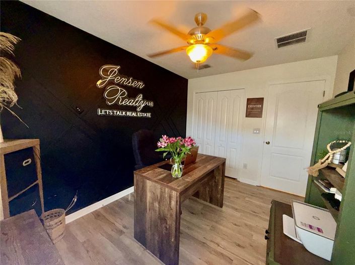 Image No.37-5 Bed House for sale