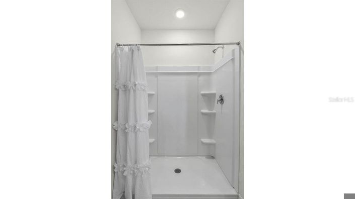 Image No.34-5 Bed House for sale