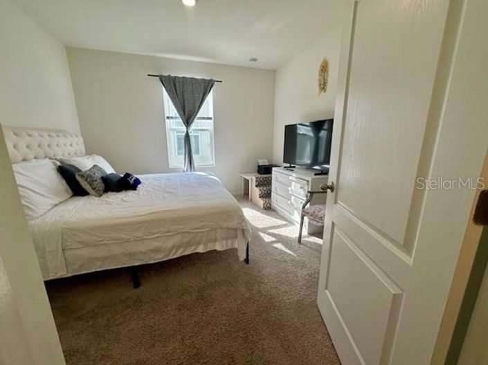 Image No.17-4 Bed House for sale