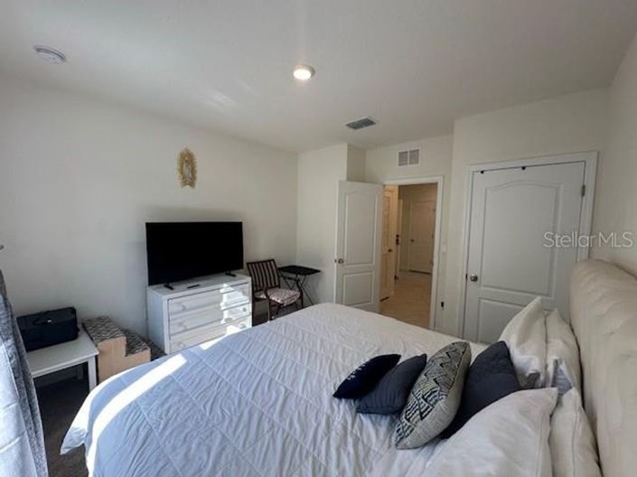 Image No.18-4 Bed House for sale