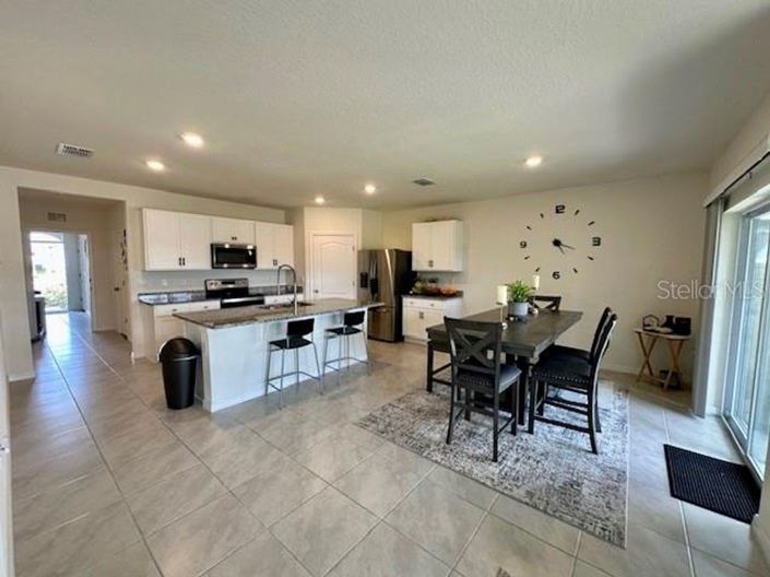 Image No.22-4 Bed House for sale