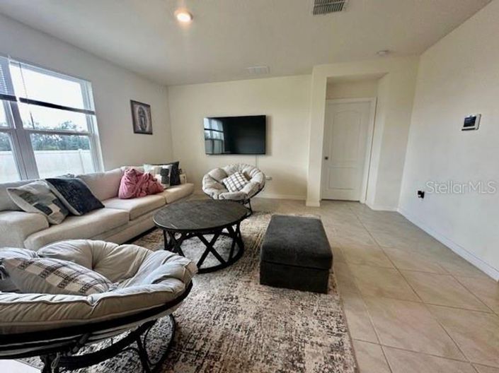 Image No.29-4 Bed House for sale