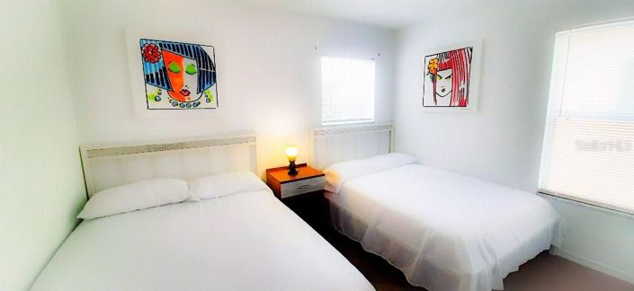 Image No.30-4 Bed House for sale