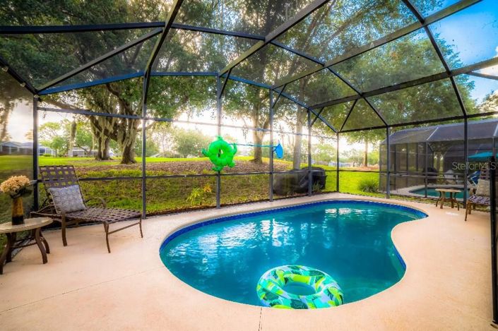 Image No.8-4 Bed House for sale