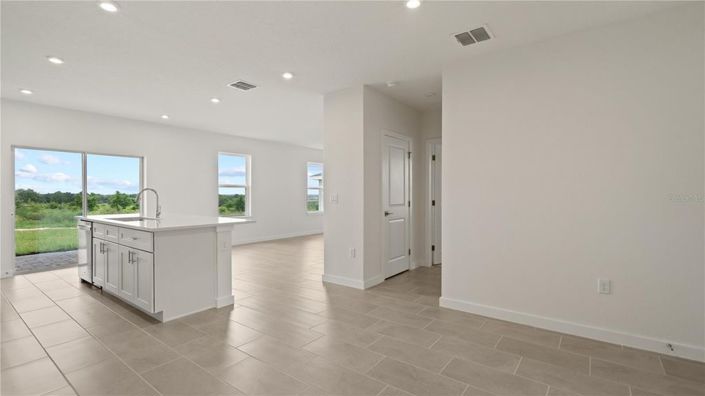 Image No.12-4 Bed House for sale