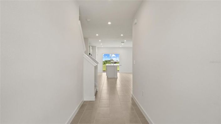 Image No.3-4 Bed House for sale