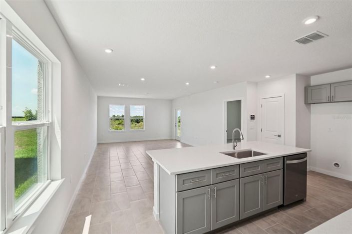 Image No.10-4 Bed House for sale