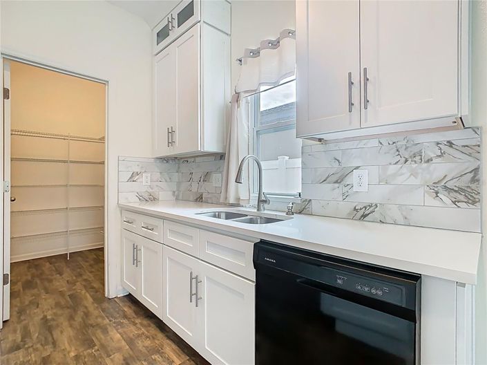 Image No.14-3 Bed House for sale