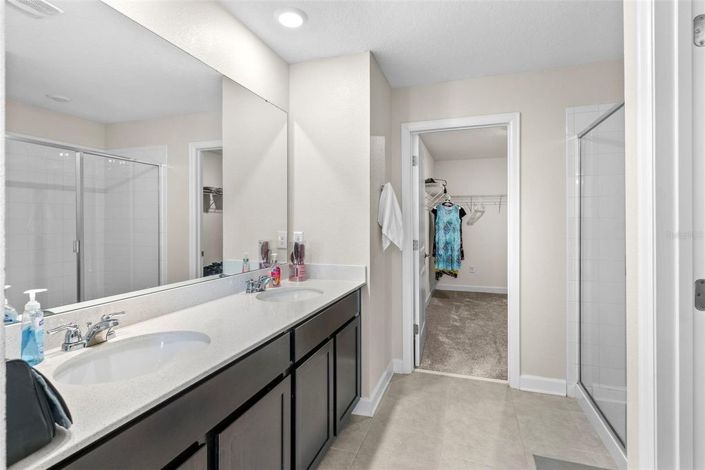 Image No.21-4 Bed House for sale