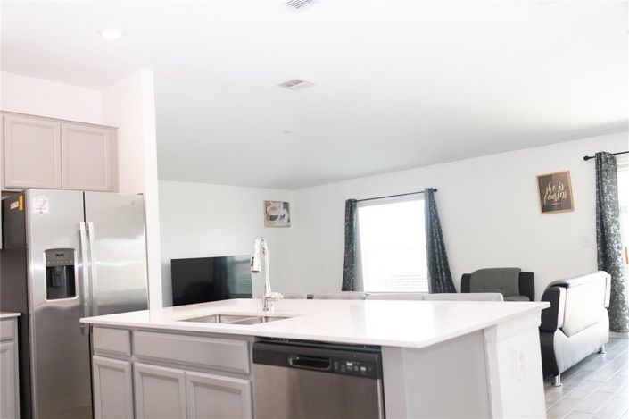 Image No.14-3 Bed House for sale