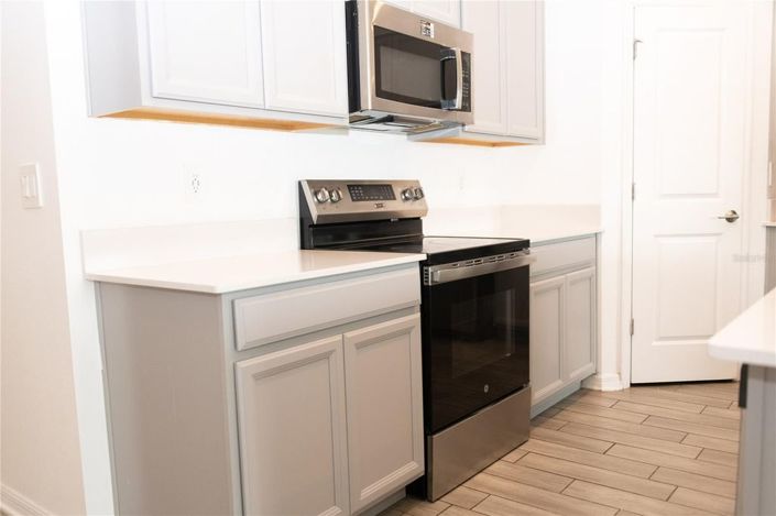 Image No.17-3 Bed House for sale